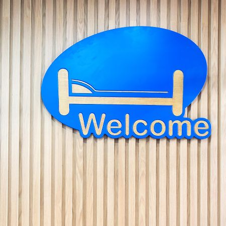 Hostal Welcome Madrid Exterior foto
